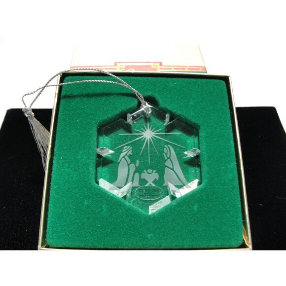 Vintage 1988 Lenox Crystal Pendant Ornament Nativity etched snowflake shaped - Picture 1 of 13